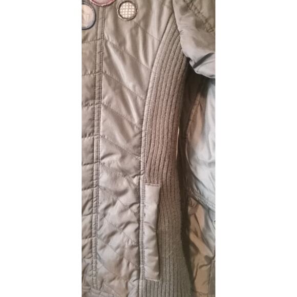 Volcom Women’s Quilted Coat Jacket M Sherpa Fleece Lined Winter Ski Outdoor - Picture 4 of 8